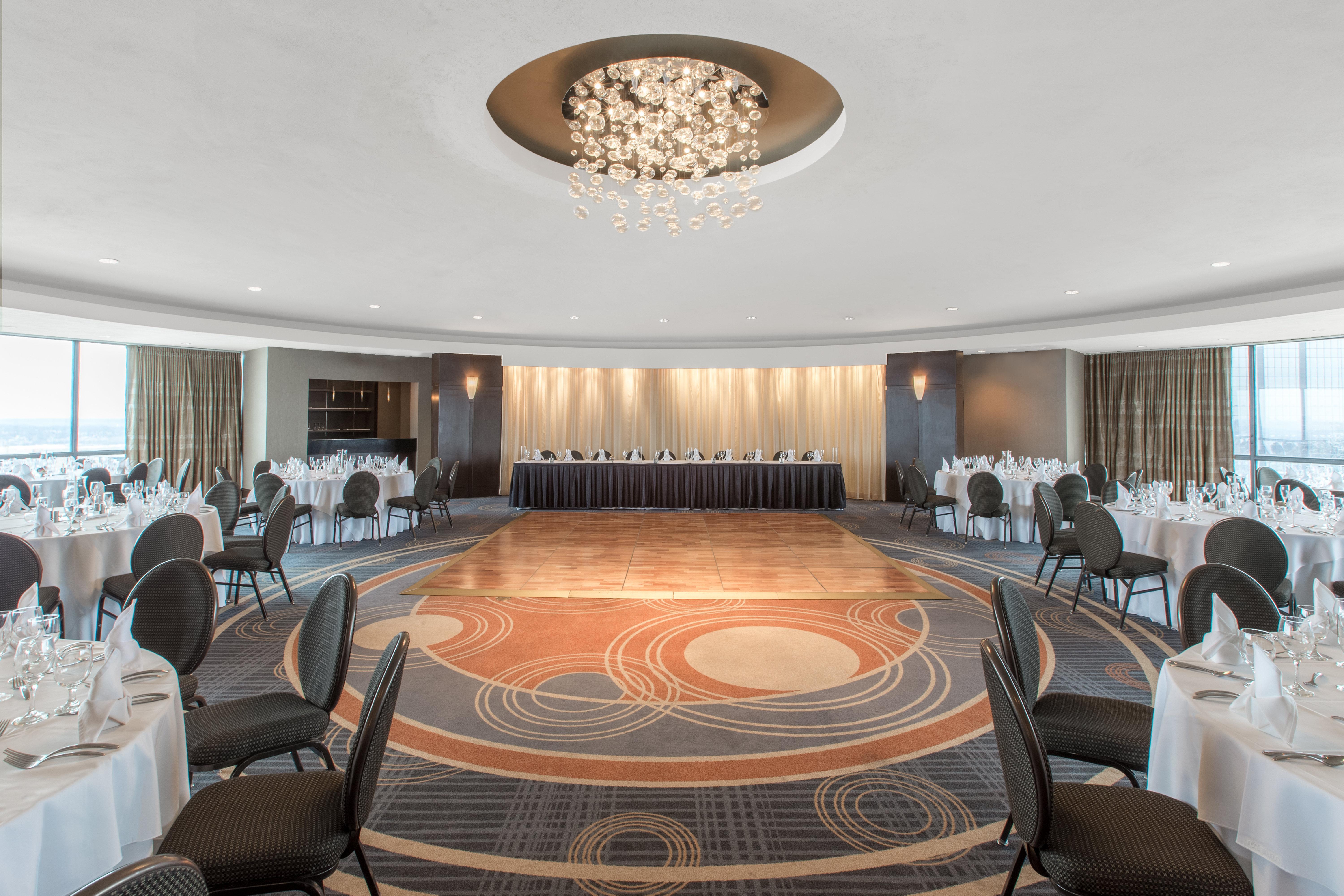 Crowne Plaza Kansas City Downtown By Ihg Екстериор снимка
